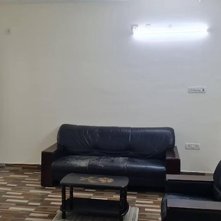 Kamalam 2 Bhk - Non Ac Villa Coimbatore Eksteriør billede